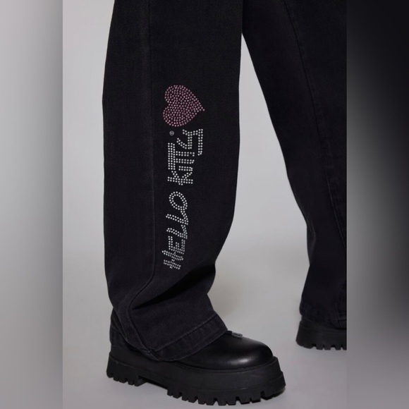 Hello kitty jeans - Picture 3 of 5